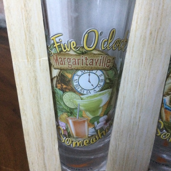 ✔️NIB Jimmy Buffets Margaritaville Shot Glasses Set of 4 - Picture 4 of 7